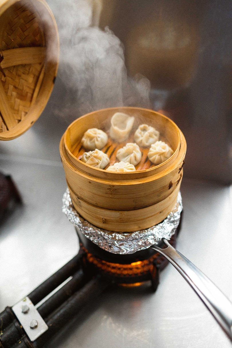 Cuisine-Magazine-Recipes-Crayfish-Paua-Dumplings /upload/thumbnail1/2025/2/24/214358/thumb2