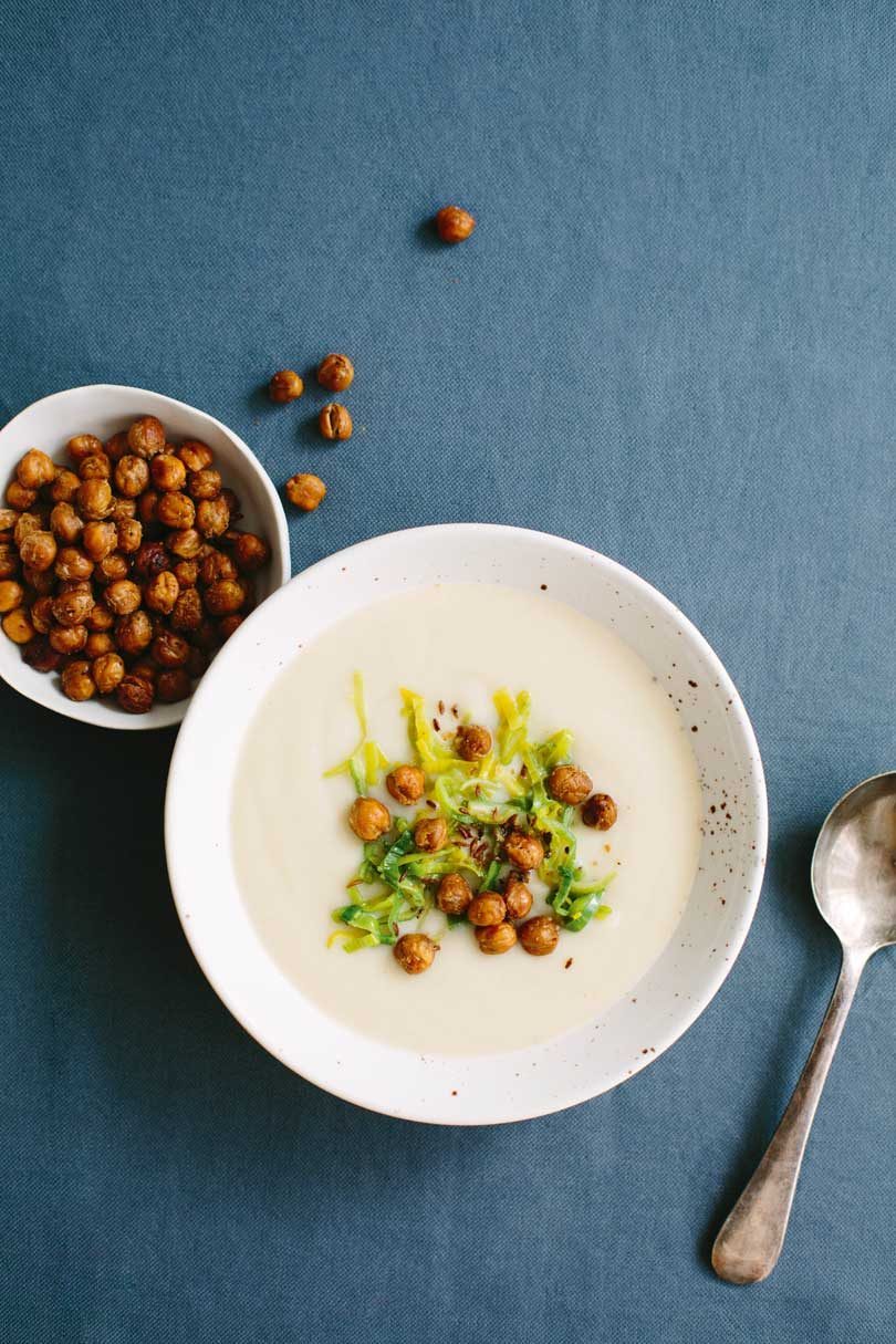 CAULIFLOWER & LEEK SOUP WITH CRISPY CHICKPEAS CAULIFLOWER & LEEK SOUP WITH CRISPY CHICKPEAS