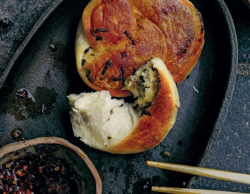 LEEK BUNS