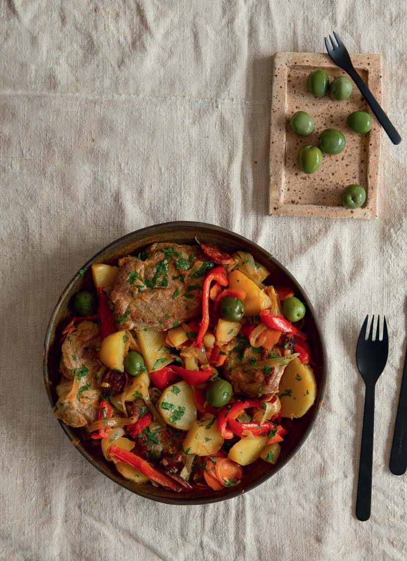 PORK, CHORIZO, POTATO & RED CAPSICUM PORK, CHORIZO, POTATO & RED CAPSICUM