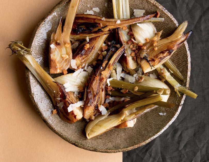 CHARRED & BRAISED FENNEL WITH CRUMBS