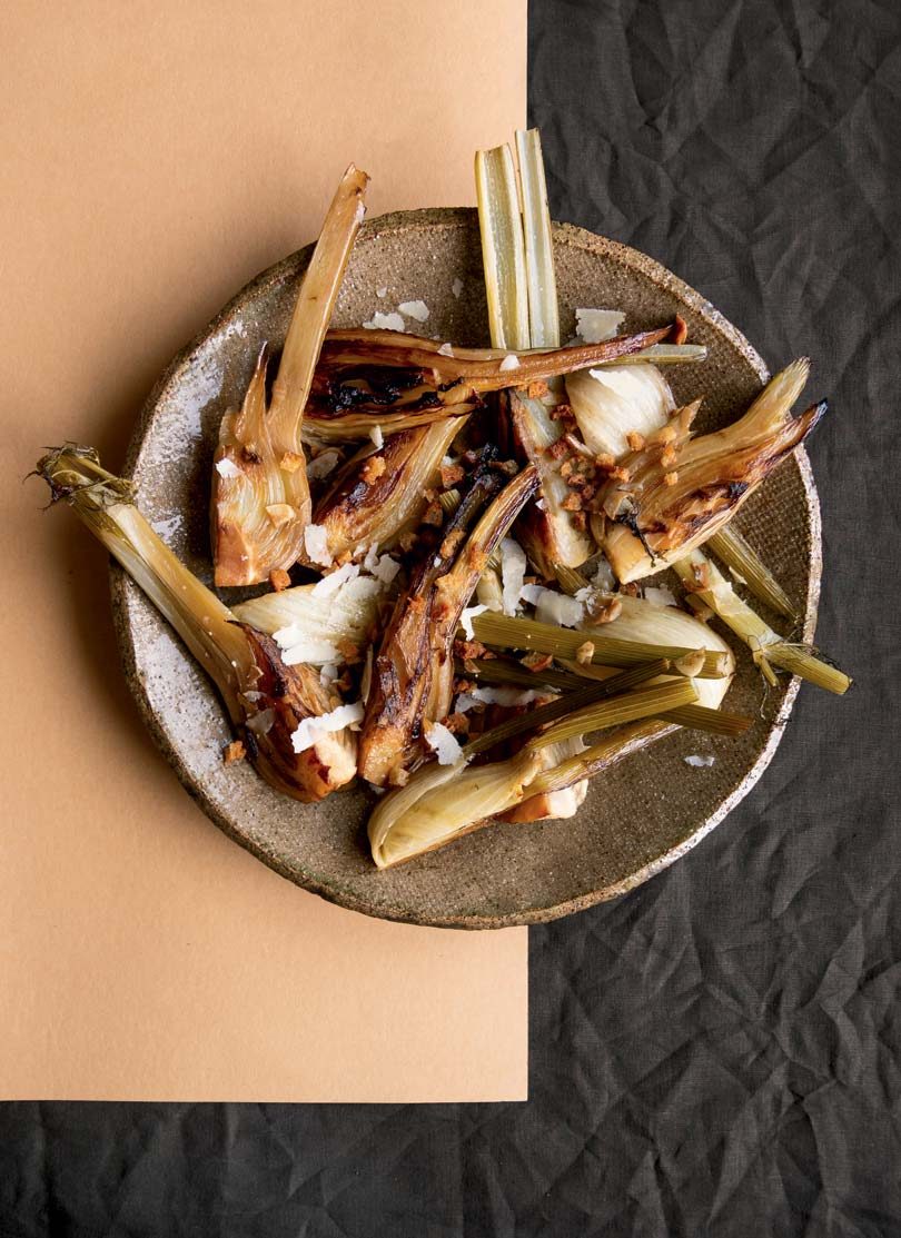 CHARRED & BRAISED FENNEL WITH CRUMBS CHARRED & BRAISED FENNEL WITH CRUMBS