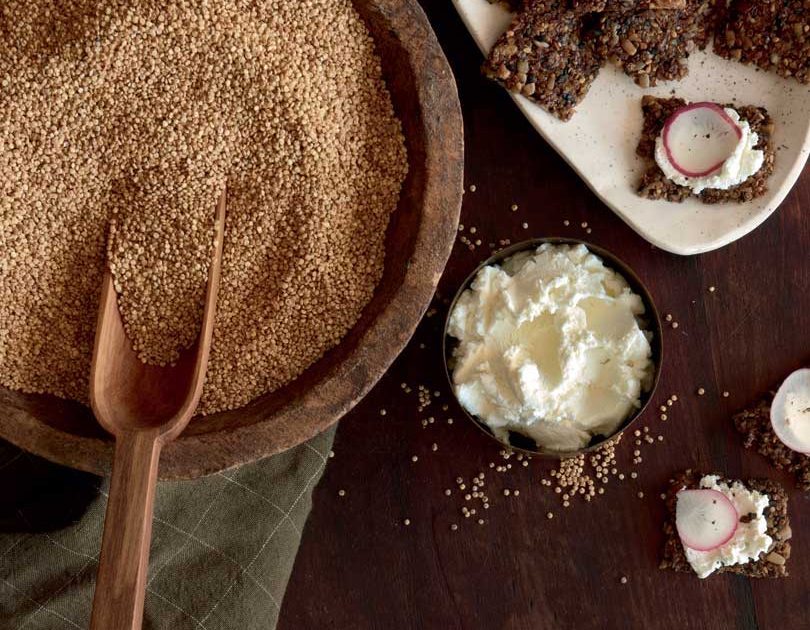 QUINOA CUMIN CRACKERS