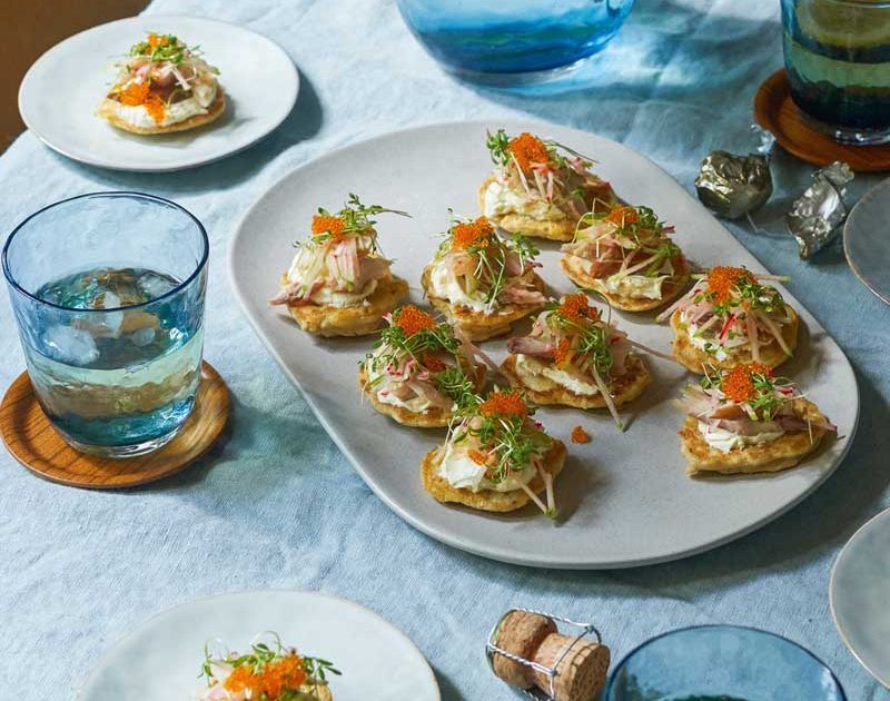 SAUERKRAUT BLINIS WITH SMOKED MACKEREL & RADISH