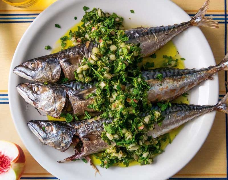 WHOLE FISH WITH WHITE PEACH GREMOLATA