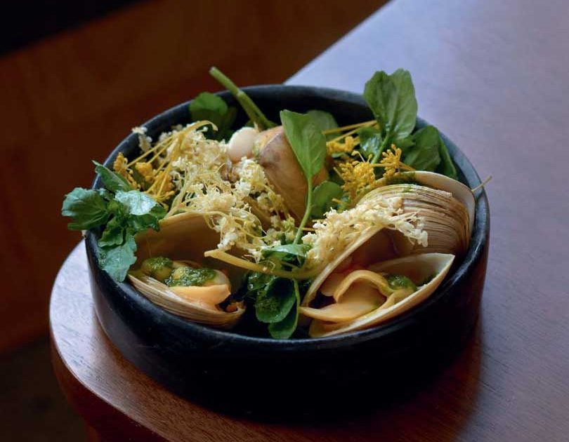 HAY-SMOKED DIAMOND SHELL CLAMS, WILD WATERCRESS, PICKLED FLOWERS