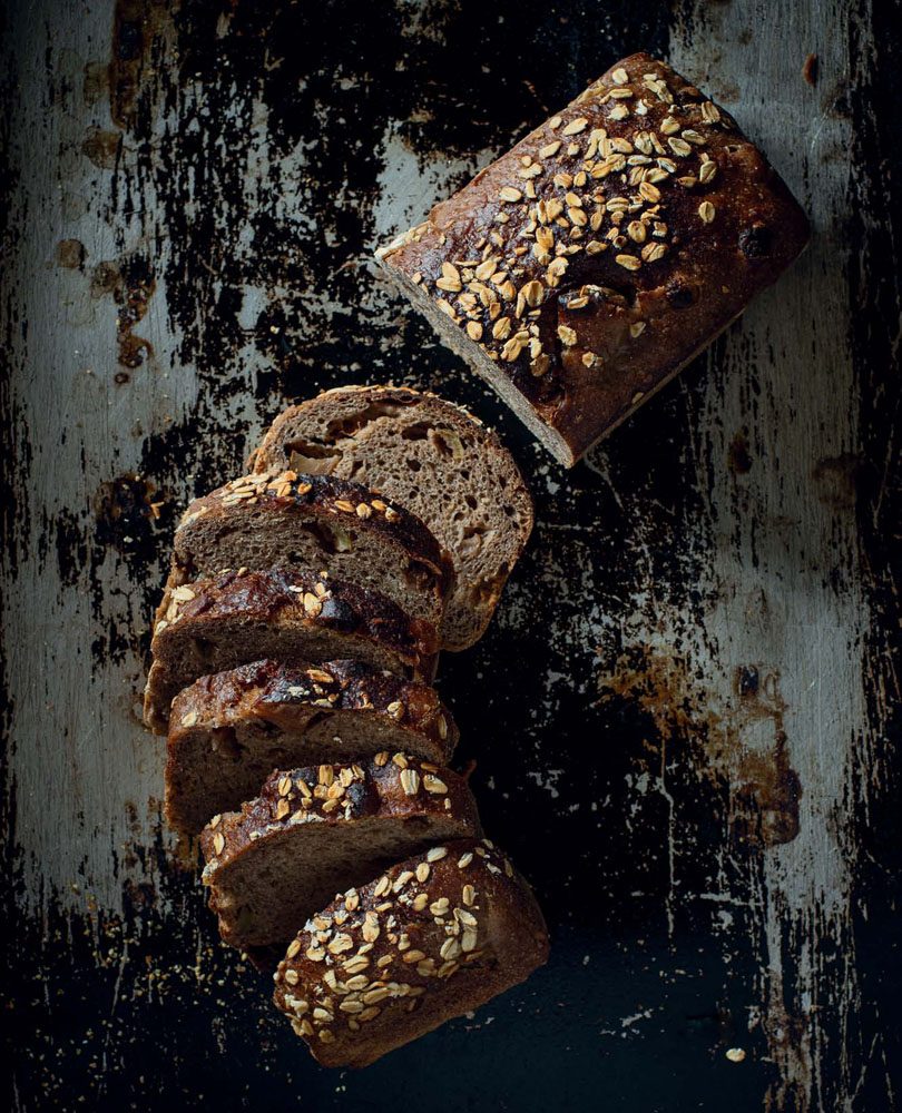 ORGANIC RYE, ROASTED PEAR, OAT & SULTANA FRUIT BREAD ORGANIC RYE, ROASTED PEAR, OAT & SULTANA FRUIT BREAD