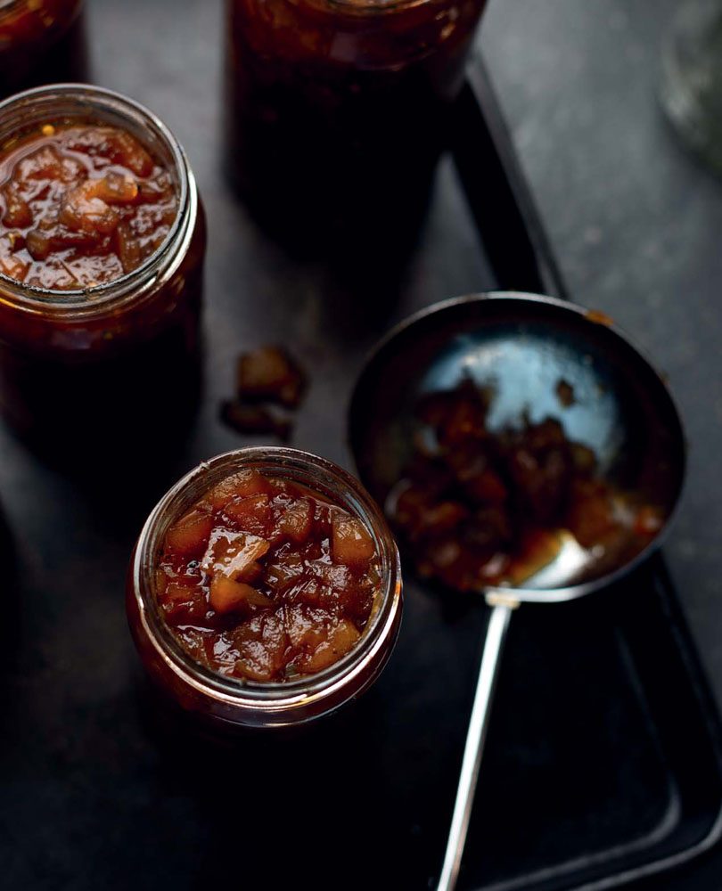 APPLE, PEAR & ROSEMARY CHUTNEY APPLE, PEAR & ROSEMARY CHUTNEY