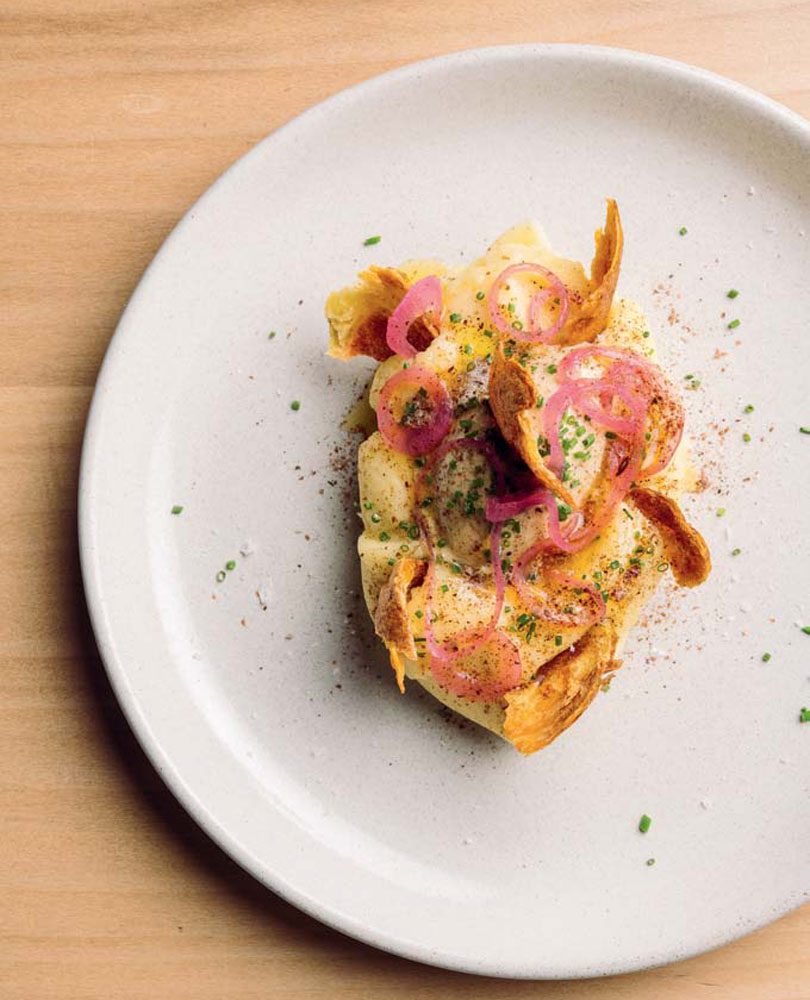 SALT-BAKED POTATO MASH WITH SKIN CHIPS, PINK PICKLED ONIONS & BURNT-ONION BUTTER SALT-BAKED POTATO MASH WITH SKIN CHIPS, PINK PICKLED ONIONS & BURNT-ONION BUTTER