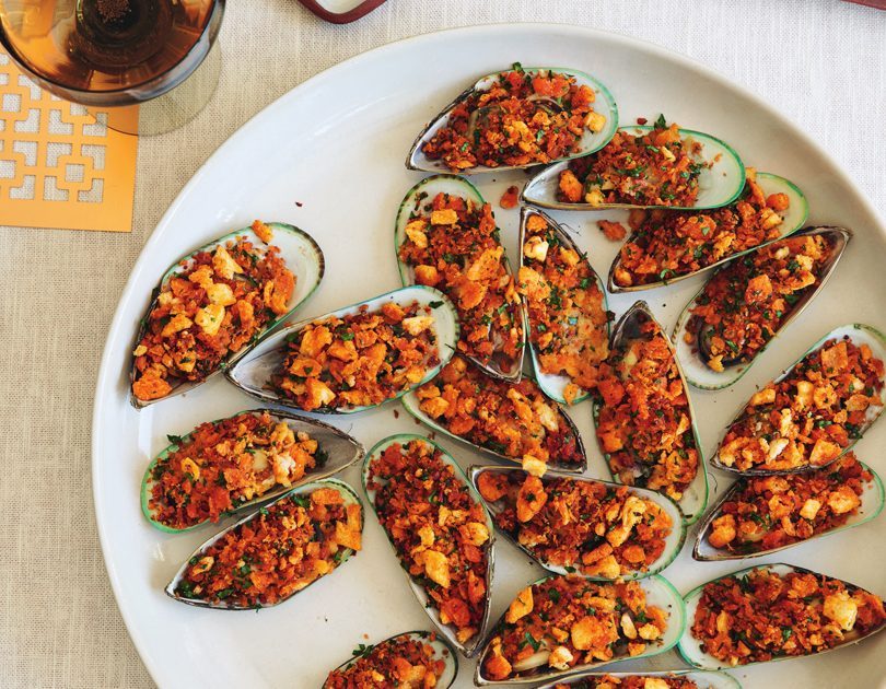 GRILLED MUSSELS WITH ‘NDUJA CRUMBS