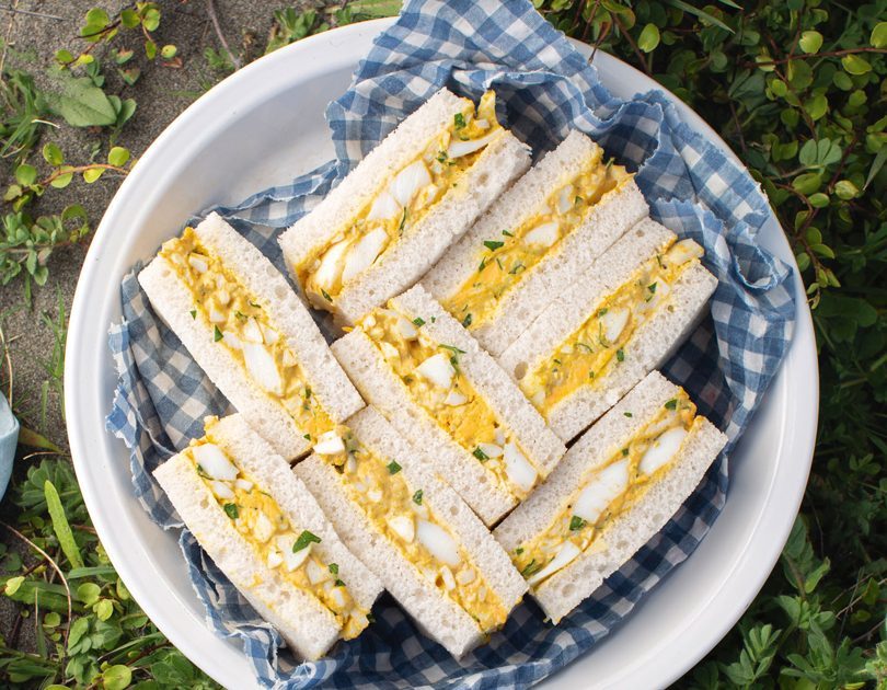CURRIED EGG SAMMIES
