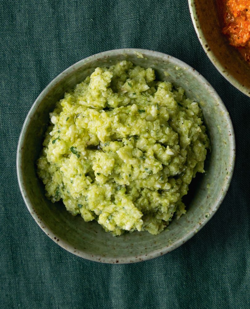 BROAD BEAN, PECORINO & PICKLED ONION PESTO BROAD BEAN, PECORINO & PICKLED ONION PESTO
