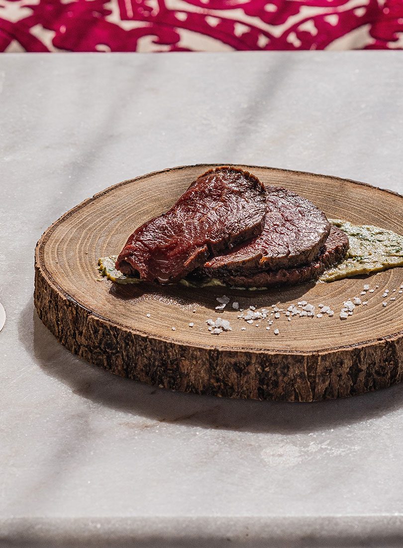WHISKY-CURED BEEF FILLET WITH KAWAKAWA & PARSLEY MUSTARD