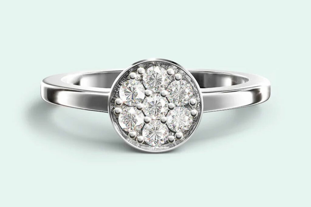 THECHICRINGWHITEGOLDFRONTGREENBG